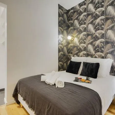 Amazing 10bed In The Heart Of Le Marais And Suprises... *