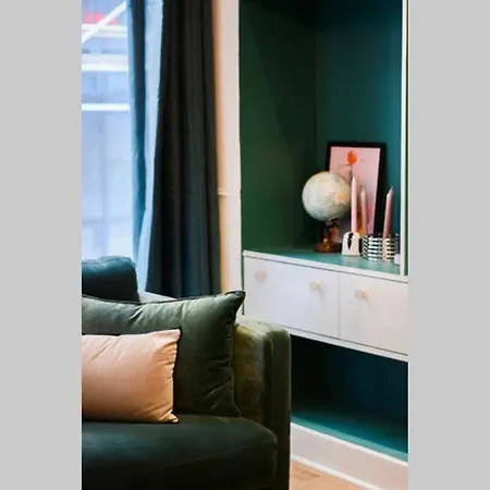 Apartment Amazing 10bed In The Heart Of Le Marais And Suprises... *