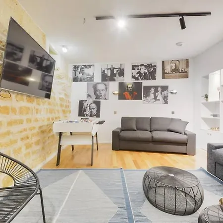 Amazing 10bed In The Heart Of Le Marais And Suprises... * Paris