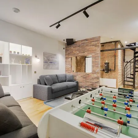 Apartment Amazing 10bed In The Heart Of Le Marais And Suprises... Paris