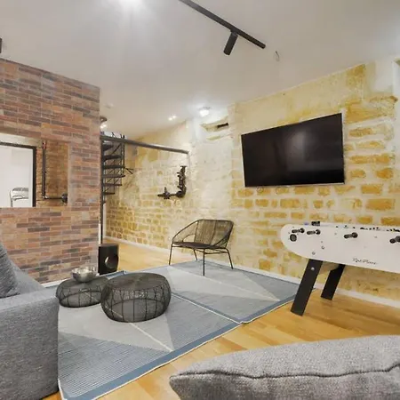 Apartment Amazing 10bed In The Heart Of Le Marais And Suprises... *